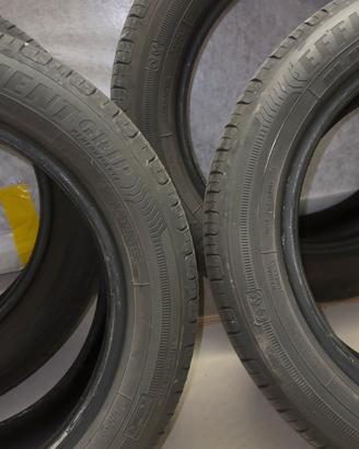 Pneumatici estivi EfficientGrip 185/55 R15 82H