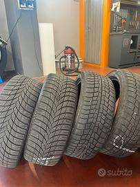 Gomme invernali 205/50 R17 93V