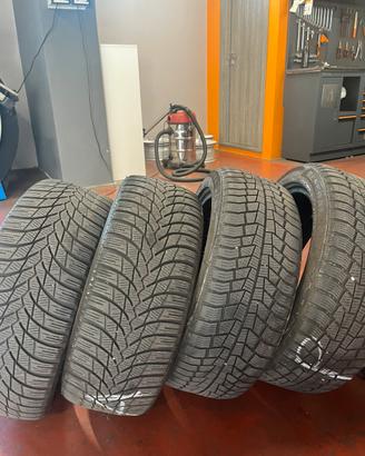 Gomme invernali 205/50 R17 93V