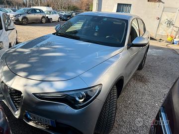 Alfa stelvio 2018