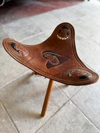 Sgabello in cuoio colombia