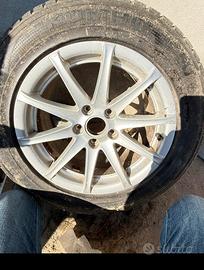 Cerchi e gomme da 16