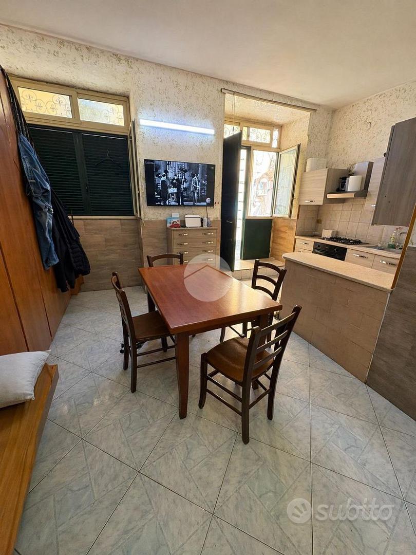Appartamento – Napoli, San Ferdinando, Municipalità 1 - Vista 4