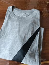t-shirt uomo Nike 