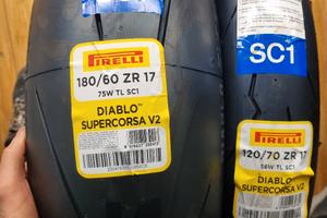 GOMME MOTO PIRELLI DIABLO SUPERCORSA V2 NUOVE 2026