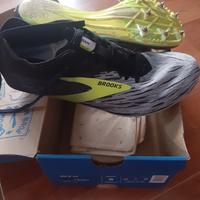 Scarpe chiodate corsa