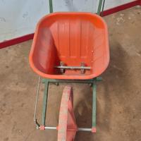 carriola spargisale spargiconcime