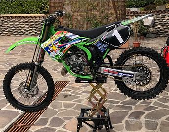 Kawasaki kx 125 replica pro circuit