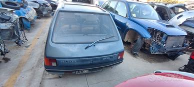 Portellone paraurti stop Peugeot 205