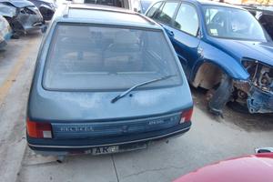 Portellone paraurti stop Peugeot 205