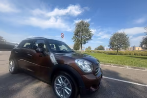 Mini Cooper D Countryman 2.0 ALL4 Automatica