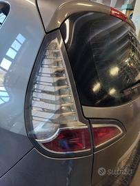 Fanale posteriore sx RENAULT SCENIC del 2013