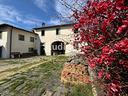 rustico-casale-di-190-m²-con-5-locali-e-posto-au