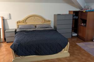 Stanza vicino prato ovest