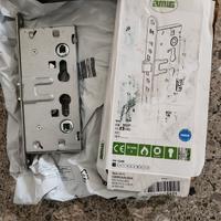 Serrature per porte cortafuoco