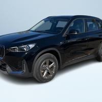 BMW X1 xdrive23i mhev 48V auto
