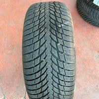 Gomme invernali nokian 215/50/18