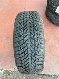 Gomme invernali nokian 215/50/18