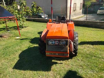 Trattore agricolo Carraro 