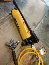 pompa martinetto enerpac ultima 700bar