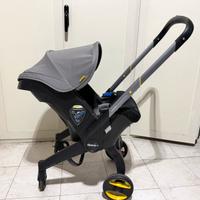 Ovetto sediolino Passeggino Doona + base isofix