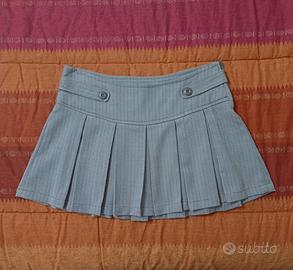 abbigliamento minigonna 