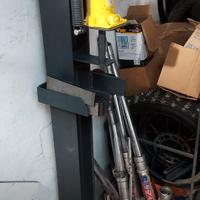 Pressa idraulica manuale e cavalletti