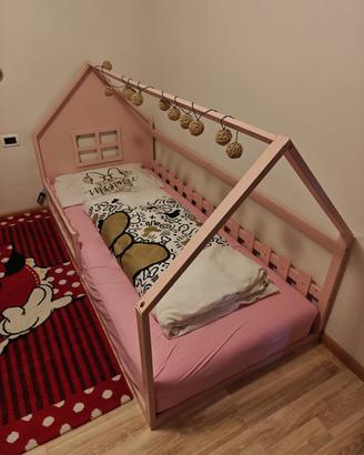 lettino letto per bambina
