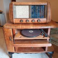 Radio a valvole Minerva mod. 505/4