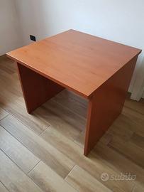 N.6 tavoli/banchi "componibili"