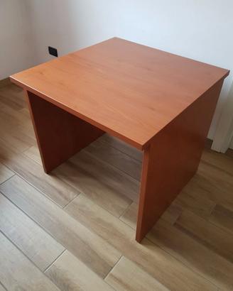 N.6 tavoli/banchi "componibili"