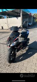 Aprilia sr