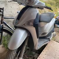 Liberty 125 4 t del 2009