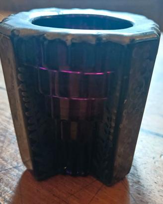 Vasetto antico in vetro viola e decorato argento