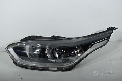 Faro sinistro Kia Ceed