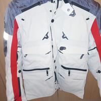 giacca e pantaloni da moto 