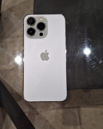 iPhone 13 Pro usato - funzionante - pochi difetti