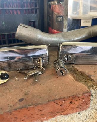 Maniglie Fiat 127 con chiavi