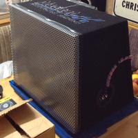 Subwoofer Magnat BS30 da auto 800w