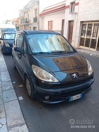 Peugeot 1007