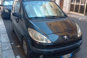 Peugeot 1007