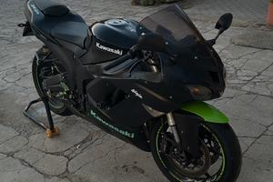 Kawasaki ninja zx6r 2007 a2
