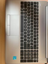 HP Ultrabook 250 G8 Monitor 15.6" Intel Core i3