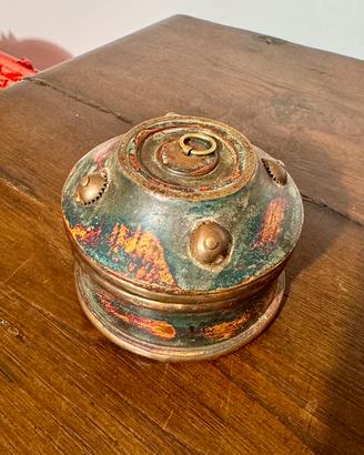 Scatola indiana vintage in legno e ottone