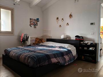 Struttura letto matrimoniale IKEA