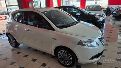 Lancia Ypsilon 1.3 MJT 16V 95 CV 5 porte S&S Plati