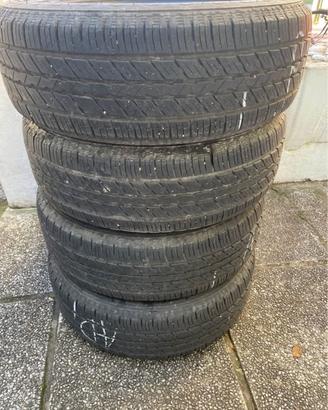 Gomme 215 60 17