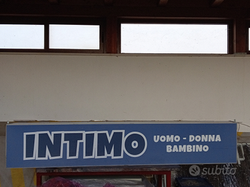 Insegna luminosa a led