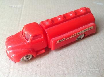 Lego HO 1:87 Bedford ESSO Tank Truck