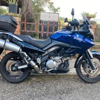 Moto Suzuki vstrom 1000